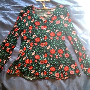 Matilda Jane Yesteryear Tunic - Green with Poppy Print size Small NWT